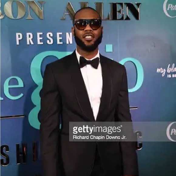 Meet your Posher, B - Picture 3 of 5